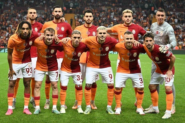 شاهد الأن.. مواجهة مثيرة بين جالطة سراي وبودو غليمت في دوري أبطال أوروبا شاهد الأن.. مواجهة مثيرة بين جالطة سراي وبودو غليمت في دوري أبطال أوروبا