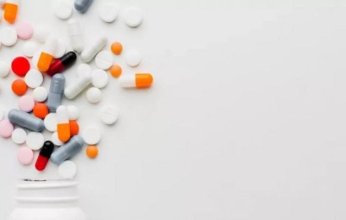 دراسة تكشف تأثيرات طويلة الأمد لأدوية الضغط والاكتئاب على بكتيريا الأمعاء