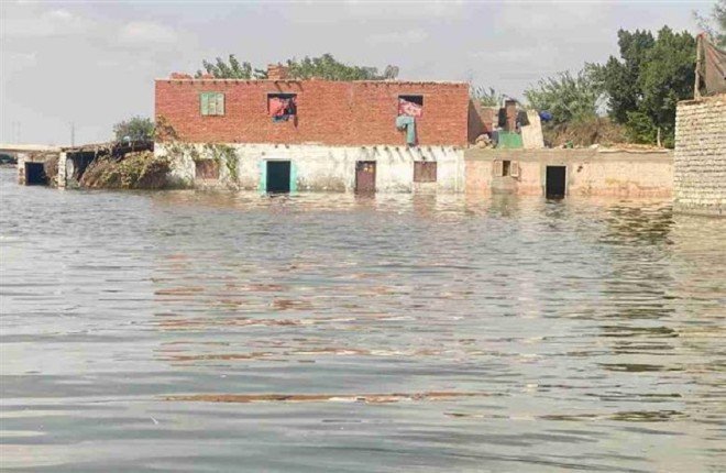 مصر تلقي اللوم على إثيوبيا وتؤكد أن غرق بعض الأراضي الزراعية نتيجة تصريف مياه فيضانات سد النهضة مصر تلقي اللوم على إثيوبيا وتؤكد أن غرق بعض الأراضي الزراعية نتيجة تصريف مياه فيضانات سد النهضة
