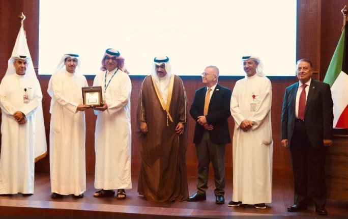 العتيبي: المراقبون الجويون هم صمام الأمان في الحفاظ على أمن وسلامة الأجواء الكويتية العتيبي: المراقبون الجويون هم صمام الأمان في الحفاظ على أمن وسلامة الأجواء الكويتية