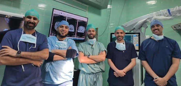 إنجاز طبي في الكويت: نجاح عملية دقيقة أنقذت مريضًا من غيبوبة حادة إنجاز طبي في الكويت: نجاح عملية دقيقة أنقذت مريضًا من غيبوبة حادة