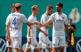 شاهد الأن.. مواجهة قوية بين مباراة هايدينهايم وهامبورج في كأس المانيا