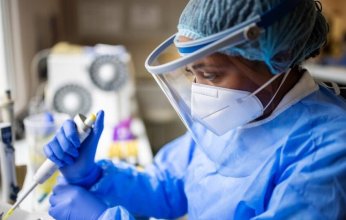 مقاطعة سونوما الأمريكية تعيد إلزام الكمامات وتوصي بالتطعيم مع تزايد إصابات كوفيد والإنفلونزا