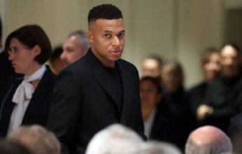 مبابي يتسلّم الحذاء الذهبي الأوروبي