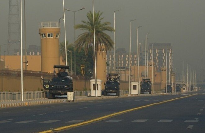 السفارة الأمريكية في العراق تعلن تنفيذ تفجير "مسيطر عليه" بمطار بغداد السفارة الأمريكية في العراق تعلن تنفيذ تفجير "مسيطر عليه" بمطار بغداد