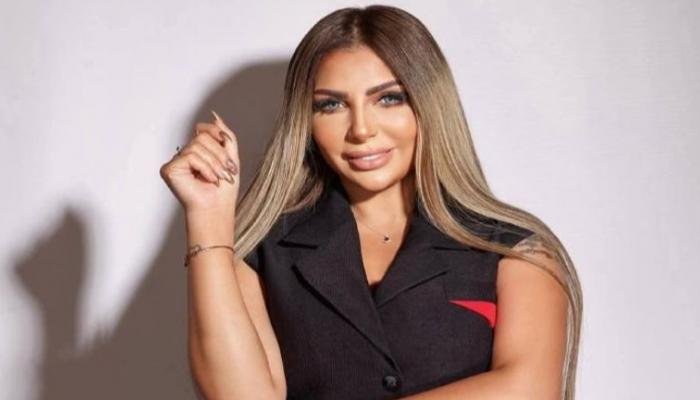 المنتجة السينمائية سارة خليفة تواجه حكما بالمؤبد أمام الجنايات بتهمة الاتجار في المواد المخدرة المنتجة السينمائية سارة خليفة تواجه حكما بالمؤبد أمام الجنايات بتهمة الاتجار في المواد المخدرة