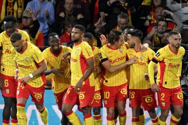 بث مباشر.. شاهد مباراة لانس وباريس إف سي في الدوري الفرنسي بث مباشر.. شاهد مباراة لانس وباريس إف سي في الدوري الفرنسي