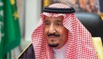 خادم الحرمين الشريفين يهنئ ملك مملكة إسبانيا بذكرى اليوم الوطني لبلاده