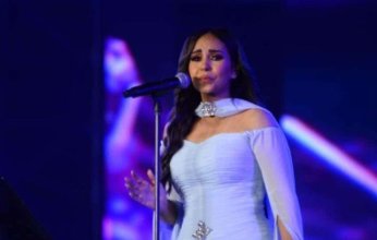 سوما تبهر الجمهور في ختام مهرجان الموسيقى العربية بميدلي لأشهر الأغاني اللبنانية