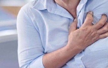 دراسة: الإنفلونزا وكوفيد-19 يضاعفان خطر النوبات القلبية والسكتات بعد التعافي