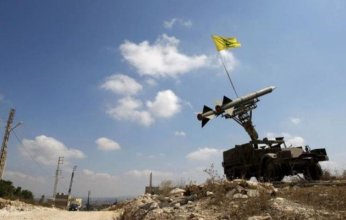 جيش الاحتلال يعلن استهداف مركز قيادة دفاعي لحزب الله.. ماذا يحدث؟