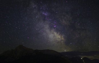 دراسة تربط بين الومضات السماوية الغامضة في الخمسينيات وتجارب الأسلحة النووية