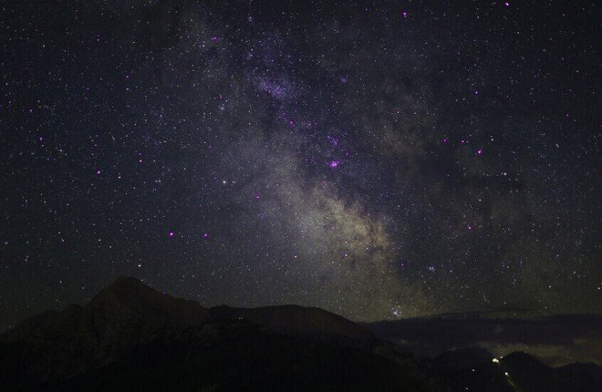 دراسة تربط بين الومضات السماوية الغامضة في الخمسينيات وتجارب الأسلحة النووية دراسة تربط بين الومضات السماوية الغامضة في الخمسينيات وتجارب الأسلحة النووية