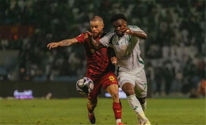 تعرف على تشكيل أهلي جدة المتوقع لمواجهة الرياض في الدوري السعودي