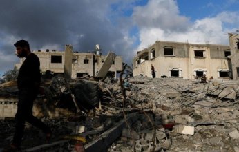 لماذا لم يتم وقف اطلاق النار.. .استشهاد فلسطينى واعتقال 9 آخرين جراء الاعتداءات الإسرائيلية بالقدس والخليل