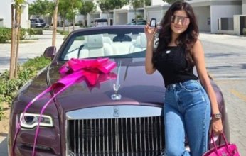 محمد سامى يهدى زوجته مي عمر سيارة فارهة في عيد ميلادها (صور)