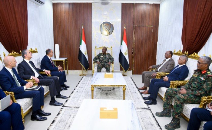 مصر والسودان يؤكدان رفضهما التام للاجراءات الاحادية في نهر النيل مصر والسودان يؤكدان رفضهما التام للاجراءات الاحادية في نهر النيل