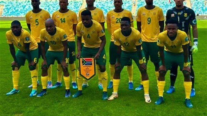 مواجهة قوية.. شاهد بث مباشر لمباراة جنوب أفريقيا وزيمبابوي في تصفيات كأس العالم مواجهة قوية.. شاهد بث مباشر لمباراة جنوب أفريقيا وزيمبابوي في تصفيات كأس العالم