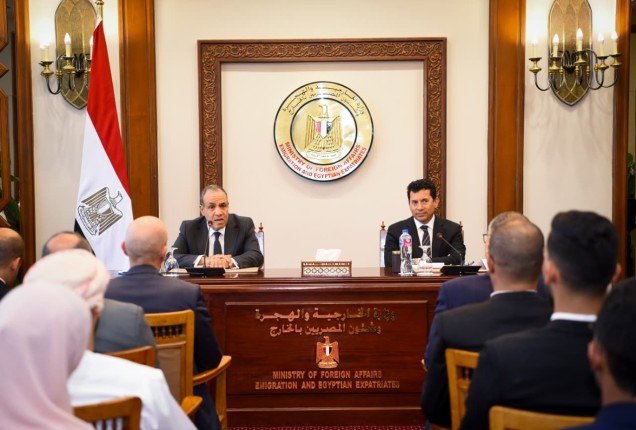 وزير الخارجية المصري: ندعم المبادرات العربية التي تهدف إلى بناء أطر شبابية مستدامة وزير الخارجية المصري: ندعم المبادرات العربية التي تهدف إلى بناء أطر شبابية مستدامة