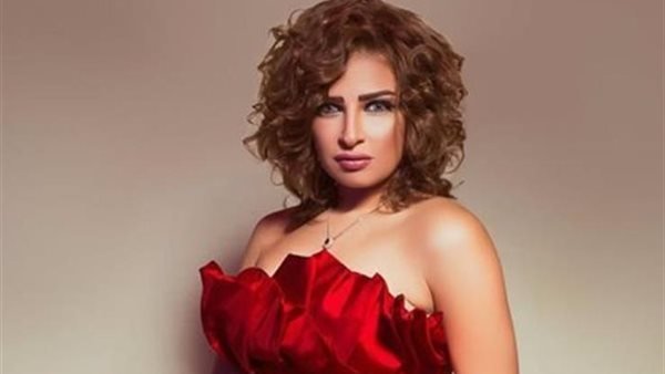 تفاصيل تعرض الفنانة منة جلال لذبحة صدرية مفاجئة تفاصيل تعرض الفنانة منة جلال لذبحة صدرية مفاجئة