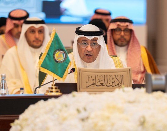 أمين عام مجلس التعاون: إنجازات صحية خليجية رائدة تجسد التكامل وتضع الإنسان في صدارة الأولويات أمين عام مجلس التعاون: إنجازات صحية خليجية رائدة تجسد التكامل وتضع الإنسان في صدارة الأولويات