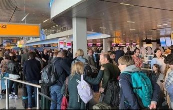 إلغاء نحو 100 رحلة جوية في مطار أمستردام بسبب الرياح