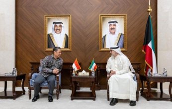 الكويت.. نائب وزير الخارجية يبحث مع نظيره الاندونيسي العلاقات الثنائية والمستجدات الإقليمية والدولية