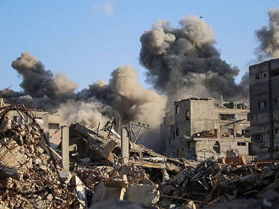 إصابة عدد من الفلسطينيين بعد قصف مسيرة إسرائيلية بلدة عبسان شرق خان يونس إصابة عدد من الفلسطينيين بعد قصف مسيرة إسرائيلية بلدة عبسان شرق خان يونس