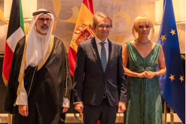 سفير إسبانيا لدى الكويت يؤكد عمق العلاقات الثنائية بين البلدين سفير إسبانيا لدى الكويت يؤكد عمق العلاقات الثنائية بين البلدين