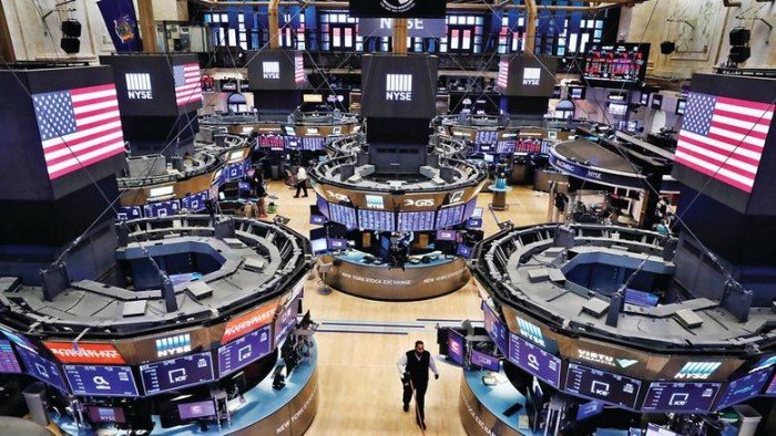 مؤشرات الأسهم الأمريكية تستهل تعاملاتها على ارتفاع مؤشرات الأسهم الأمريكية تستهل تعاملاتها على ارتفاع
