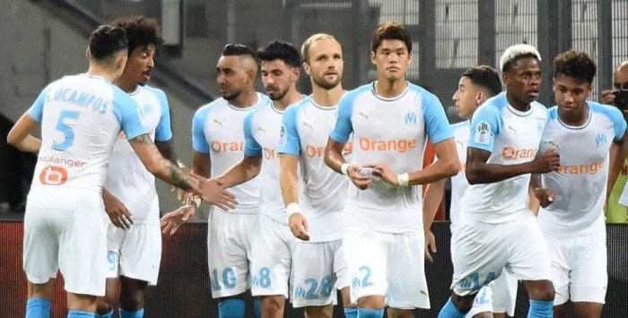 شاهد الأن.. بث مباشر لمباراة سبورتينج لشبونة ومارسيليا في دوري أبطال أوروبا شاهد الأن.. بث مباشر لمباراة سبورتينج لشبونة ومارسيليا في دوري أبطال أوروبا