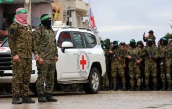 جيش الاحتلال الإسرائيلي يتسلم 3 جثث رهائن عبر الصليب الأحمر