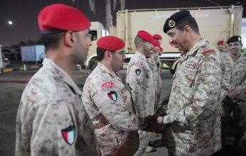 رئيس الأركان العامة للجيش الكويتي يزور قيادة الشرطة العسكرية ويشهد تمرينا ميدانيا