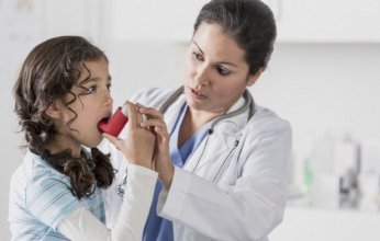 دراسة تحذر: المضافات الغذائية قد تفاقم الربو لدى الأطفال