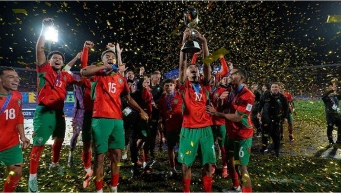 للمرة الأولى في تاريخه.. المغرب تتوج بـ كأس العالم للشباب 2025 للمرة الأولى في تاريخه.. المغرب تتوج بـ كأس العالم للشباب 2025