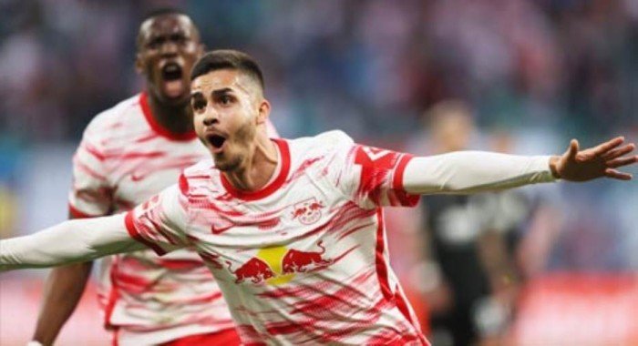 بث مباشر.. شاهد مباراة لايبزيج وأوجسبورج في الدوري الألماني بث مباشر.. شاهد مباراة لايبزيج وأوجسبورج في الدوري الألماني
