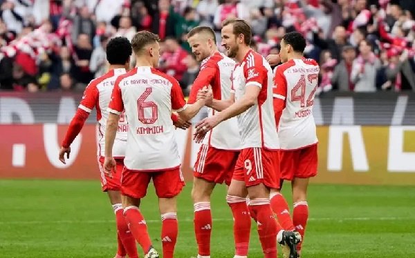 شاهد الأن.. مواجهة مثيرة بين بايرن ميونخ وكلوب بروج في دوري أبطال أوروبا شاهد الأن.. مواجهة مثيرة بين بايرن ميونخ وكلوب بروج في دوري أبطال أوروبا