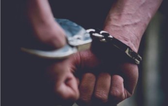 ضبط شخص لترويجه كمية من نبات القات المخدر بمنطقة جازان