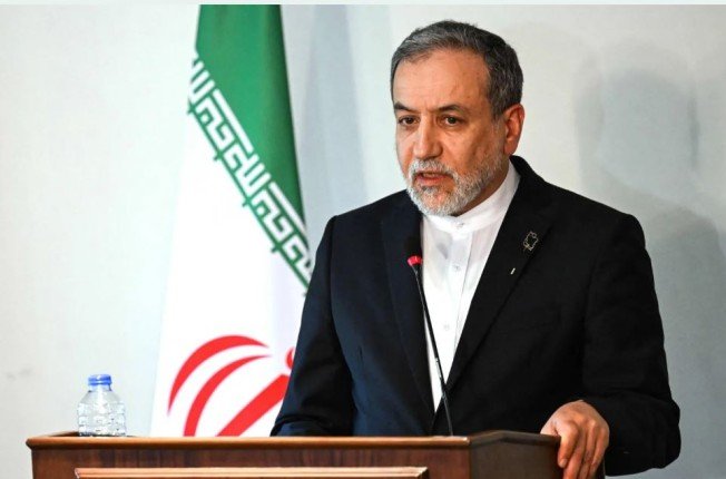 عراقجي يكشف حقيقة اتصاله بويتكوف لاستئناف المفاوضات النووية عراقجي يكشف حقيقة اتصاله بويتكوف لاستئناف المفاوضات النووية