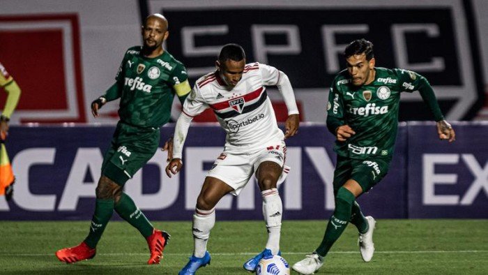 شاهد المواجهة النارية.. بث مباشر لمباراة بالميراس وساو باولو في الدوري البرازيلي شاهد المواجهة النارية.. بث مباشر لمباراة بالميراس وساو باولو في الدوري البرازيلي