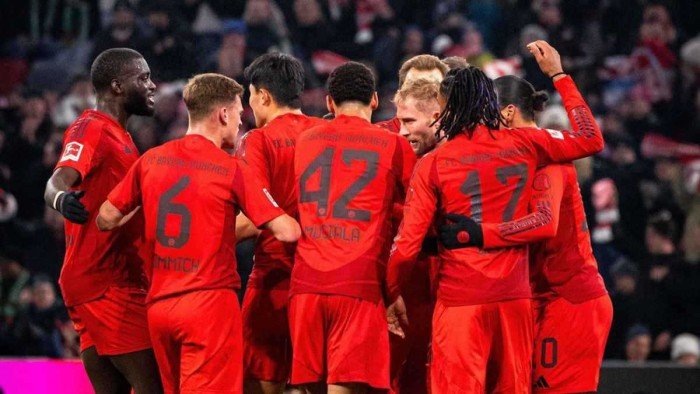 مواجهة قوية.. بث مباشر لمباراة بايرن ميونخ ودورتموند في الدوري الألماني مواجهة قوية.. بث مباشر لمباراة بايرن ميونخ ودورتموند في الدوري الألماني