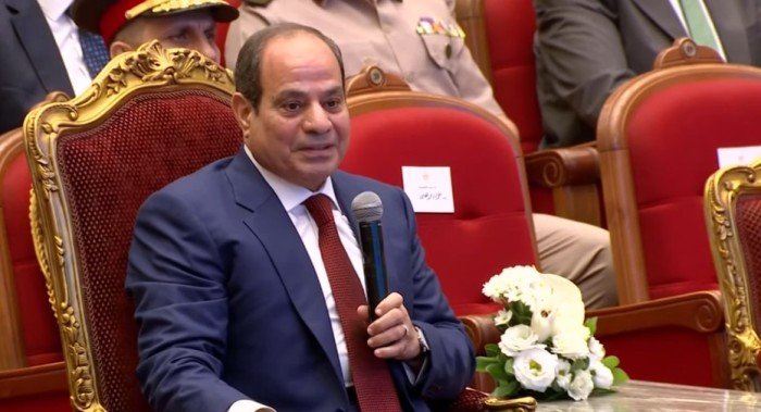 الرئيس السيسي: "كرم ربنا حافظ على مصر بعد أحداث 2011" الرئيس السيسي: "كرم ربنا حافظ على مصر بعد أحداث 2011"