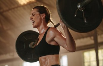 هل التمارين الشاقة قد تعرض النساء لخطر الموت القلبي المفاجئ؟ دراسة حديثة تجيب