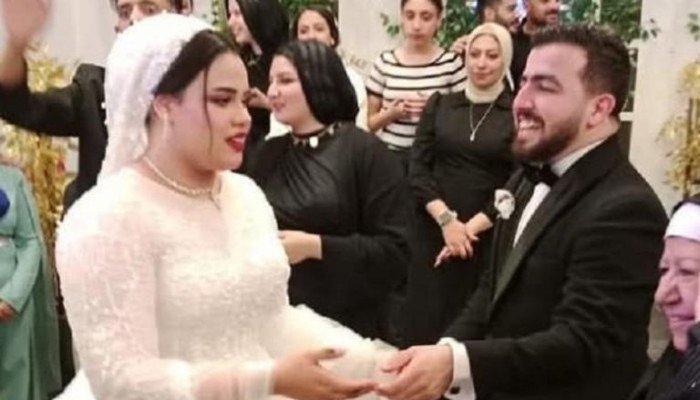 الفرحة تحولت إلى حزن.. مصرع زوجين بعد ساعات من زفافهما في مصر الفرحة تحولت إلى حزن.. مصرع زوجين بعد ساعات من زفافهما في مصر