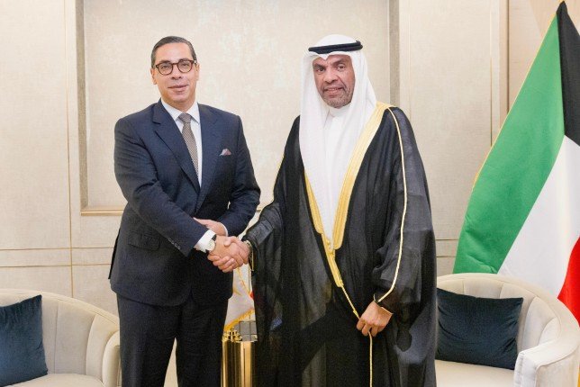 وزير الخارجية الكويتي يلتقي نظيره القبرصي على هامش الدورة الثانية للمنتدى الأمني "الخليجي - الأوروبي" وزير الخارجية الكويتي يلتقي نظيره القبرصي على هامش الدورة الثانية للمنتدى الأمني "الخليجي - الأوروبي"