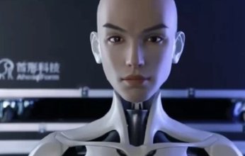 الصين تطور روبوتا جديدا يقترب من ملامح البشر وذكائهم العاطفي