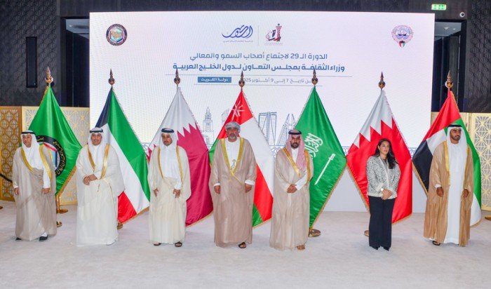 وزراء الثقافة الخليجيون يؤكدون دعمهم لترشّح الكويت لعضوية لجنة التراث العالمي وزراء الثقافة الخليجيون يؤكدون دعمهم لترشّح الكويت لعضوية لجنة التراث العالمي