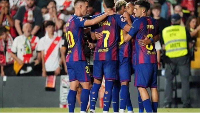 مفاجأة.. باريس سان جيرمان يجهز عرضا ضخما لضم نجم برشلونة مفاجأة.. باريس سان جيرمان يجهز عرضا ضخما لضم نجم برشلونة