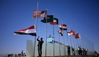 الصحف الإسرائيلية تترقب قمة شرم الشيخ وتخشى تصاعد النفوذ المصري في المنطقة