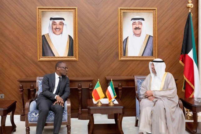 الكويت و بنين تبحثان سبل تعزيز العلاقات الثنائية بين البلدين الكويت و بنين تبحثان سبل تعزيز العلاقات الثنائية بين البلدين